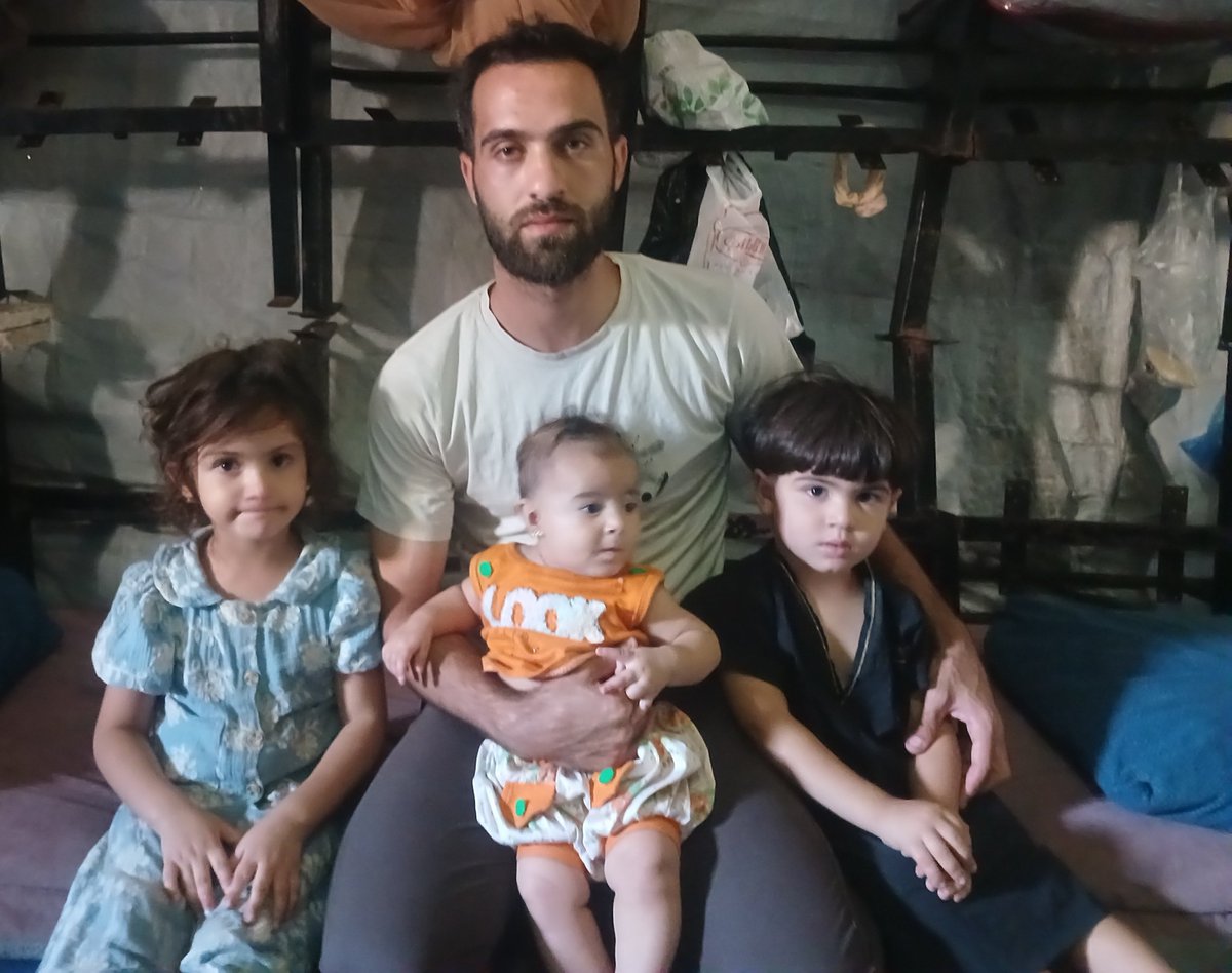 BelalFromGaza's tweet photo. 💔 LOOK AT MY CHILDREN… All we want is to provide them with food, milk, and diapers, and somehow make it through this harsh life.
https://t.co/55kUVzrN7K
We are living among tents and rubble, and we need $200 to get through the rest of this week. 😭🇵🇸
@hsnyldrm1979 @reveaIism https://t.co/ldZ1ZliQEk