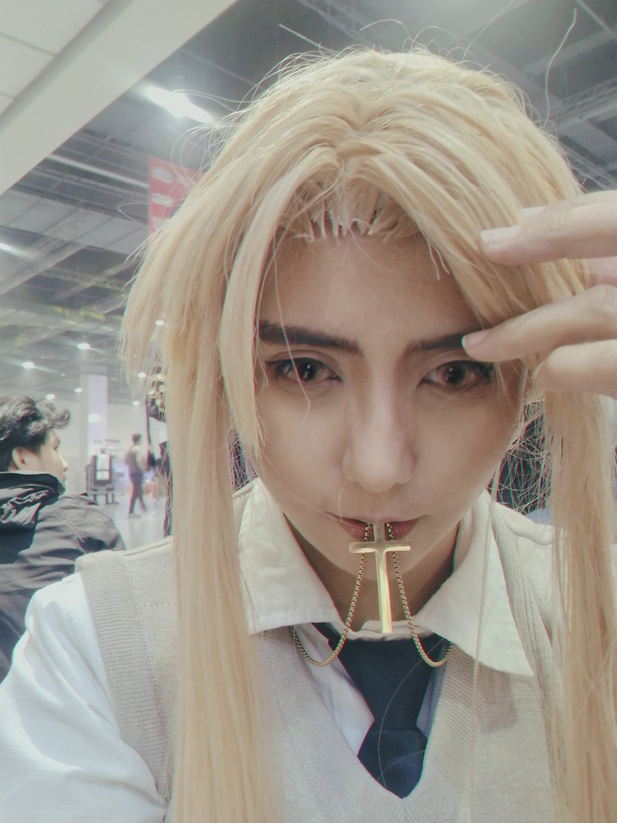 MikonArt's tweet photo. First time ever making a wig from scratch, failed a lot, learned a lot

I'm so glad I finally got to cosplay Sydney after all these years 🥺

My beloved Subby hubby 🥹🥹❤️❤️

And met some wonderful people from the fandom, so glad to meet you guys ❤️ https://t.co/dvJZItsUHt