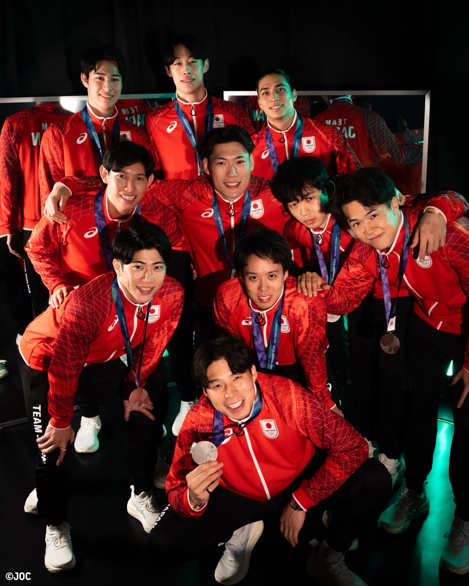 TeamJapan's tweet photo. Portrait📷

#愛知名古屋2026 🇯🇵
バレーボール 男子 #TEAMJAPAN

@JVA_Volleyball 
#ともに一歩踏み出す勇気を