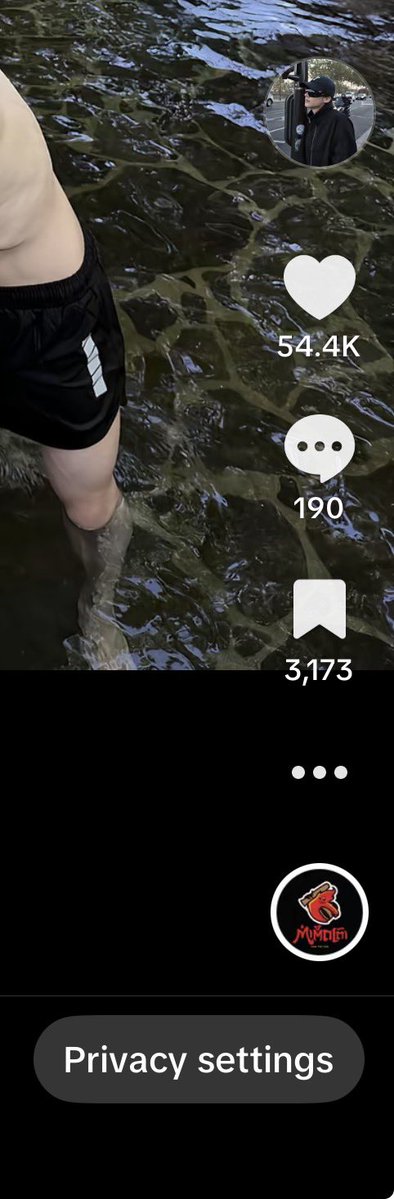 uck9r's tweet photo. อยากเผยแพร่ความหล่อแอนตันซองชานให้คนรู้จัก i love tiktok https://t.co/sGJy90iNr6