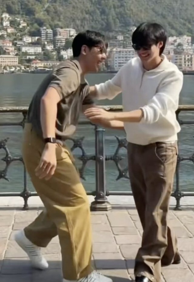 pairtawann's tweet photo. รอยยิ้มและความสุขของเพิร์ลพีคมีค่ามาก อยู่เป็นความสุขให้กันไปนานๆนะเพิร์ลพีค 🫶  

PEARLPEAK FANMEET IN MILAN 

#PearlPeakFM_Milan
#pearlpeak #เพิร์ลพีค https://t.co/RoSkyqrTd7