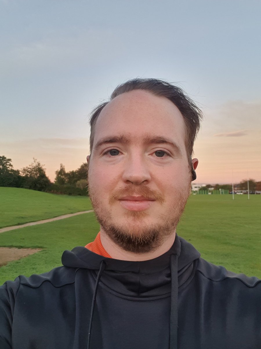 JoshDargue's tweet photo. Nice morning for a 10k https://t.co/PtWcbq9MGr