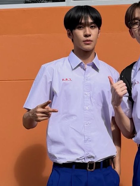 deepfifty's tweet photo. เขินอะไร กูให้เอาไปติดพาน https://t.co/sYBS405TDn