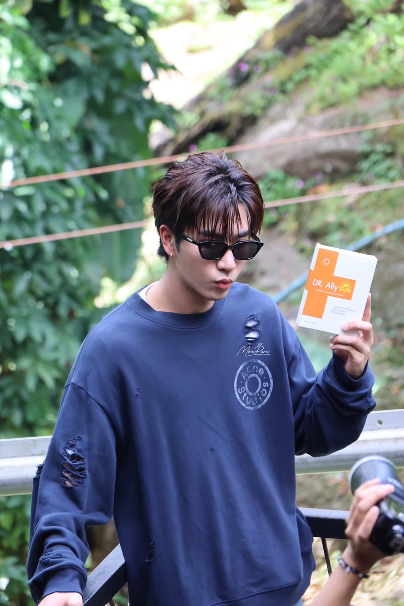 moeppe's tweet photo. https://t.co/jxfpSl8TOk &amp; Perth 🙌

PERTH PAIAEW CHIANGMAI

#DrAllyinCNXwithPerth
#PerthTanapon #KDPPE https://t.co/yMeCHLLhWN