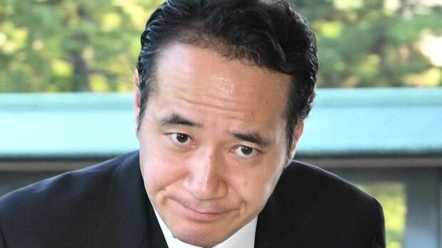 Banbansamurai's tweet photo. コイツの会見にしても一切悪びれる事も無い、むしろ逆ギレ会見にしか見えませんね💢💢💢
＃高市内閣総辞職を求めます
＃簗和生はサッサと辞任しろ
＃簗和生は議員辞職しろ
＃梁農水相の議員辞職を求めます https://t.co/QBB6xpboaa