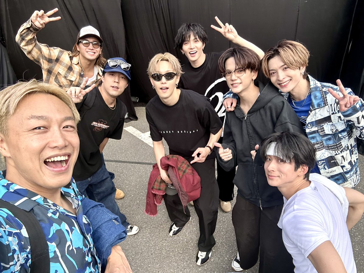 shinichi0421's tweet photo. FANTASTICSと会えた！✨

「なんかすごいっすね〜」のネタなんで歌わなかったんですか？😏

って言われた💢www

この番組見た人には伝わるいじりw
#FANTASTICS
#anation2026 https://t.co/tiaKs6UQlF