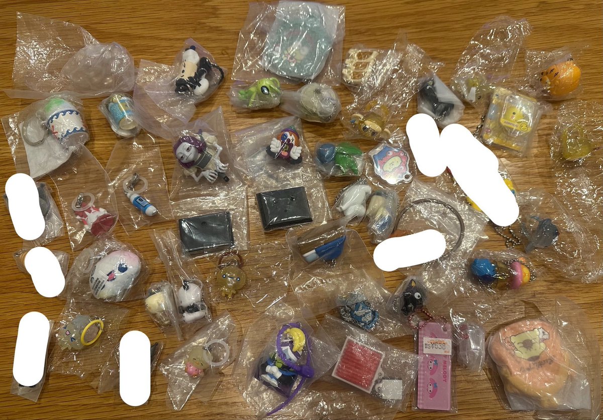 CalyxMash's tweet photo. ガチャ ガチャガチャ めじるし サンリオ ディズニー ヒスミニ キャラクター等 買取 譲渡 

譲 画像のもの

求 定価➕送料➕梱包費50円

1枚目は2枚目以降から多く買取いただける方。2枚目以降は単体可能。
よろしくお願いいたします🙇‍♀️ https://t.co/rMK738GH8F