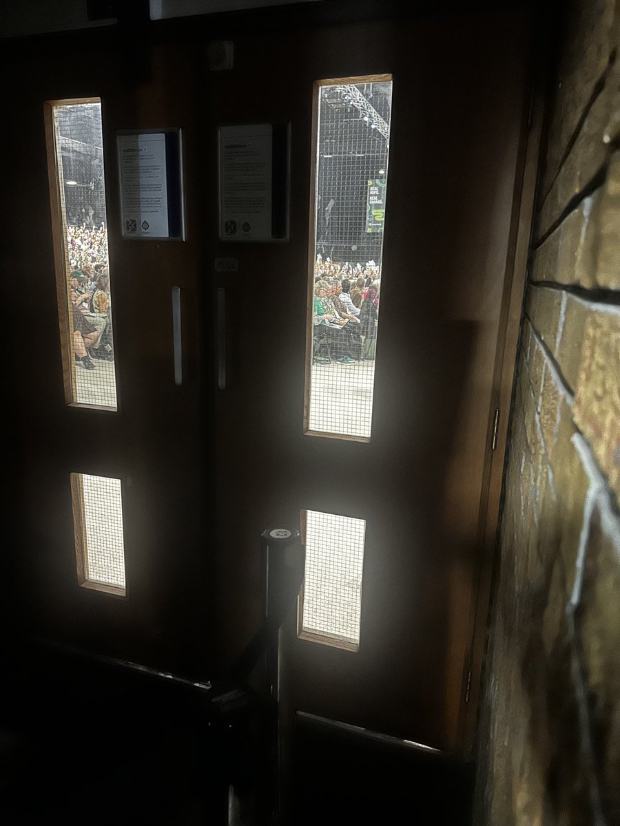 lmharpin's tweet photo. Here they are inside. Policing how Jews should think. One Jewish Green comes out and suggests it should be taken into
account that they are inside. Doesn’t seem to get the point that the media ban is anti democratic. https://t.co/cFr4u7cQpH