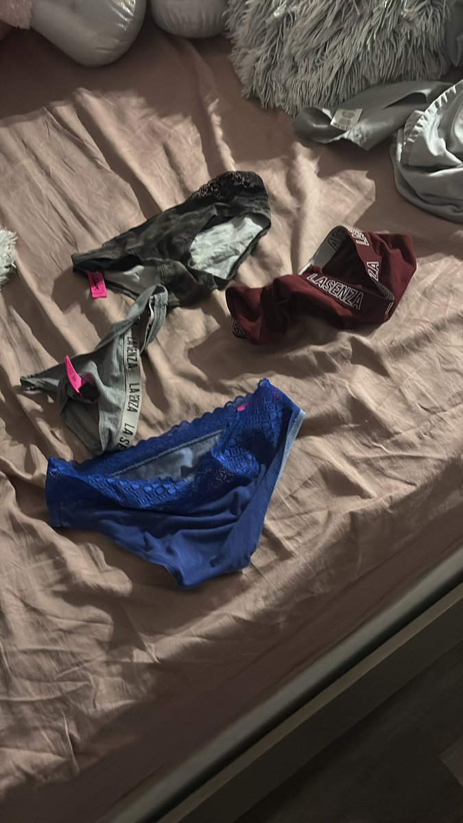 yegooner's tweet photo. Dm for a pair of my mom or sisters panties if you live in Edmonton. #yeg #edmonton #alberta #panties #cuck #incest https://t.co/uqzN9AlfS3