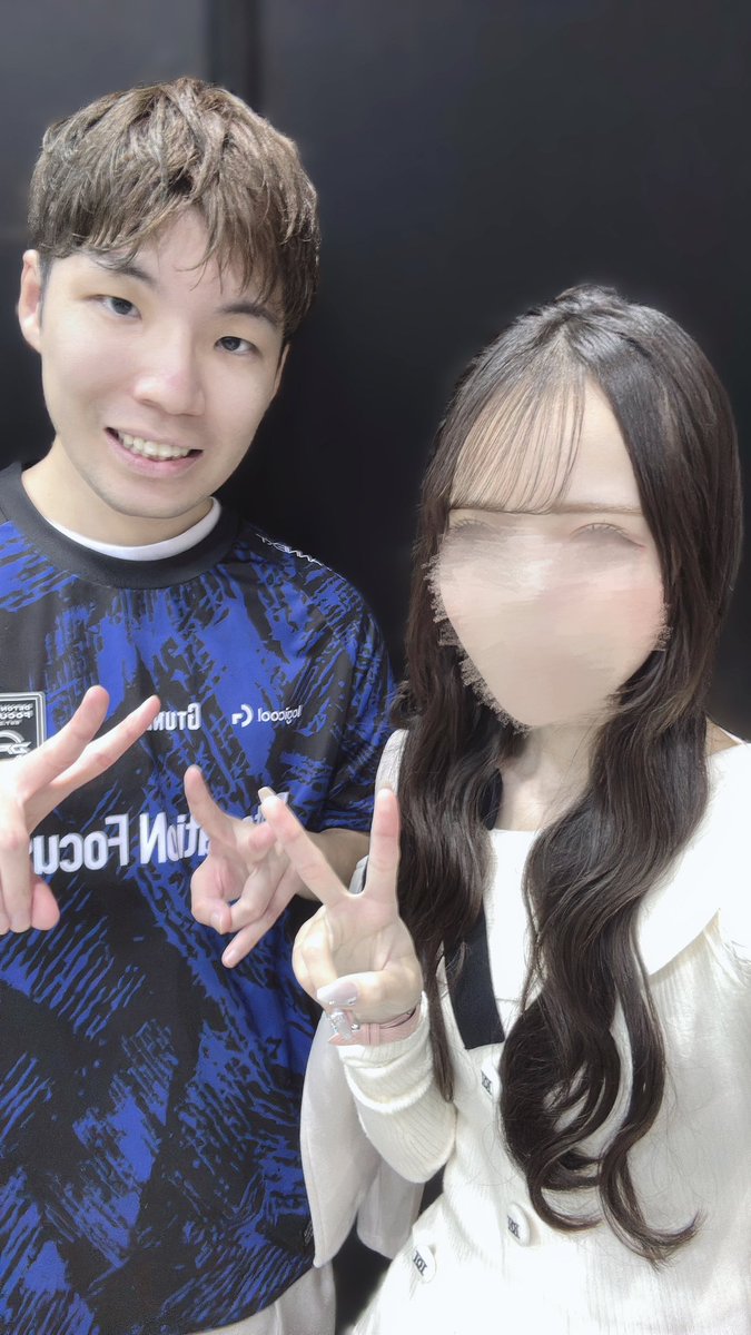 Neo_v_v_'s tweet photo. ⁡
ミルさんとRAGE day1,2☆
⁡
同じPでうれちー>ヮ<♩
ずーっとニコニコでお話も写真も撮れてガチ感謝🙏🏻✨ありがとうございました✨✨
day2は学Pのお友達ともとれた📸♡
ご満悦ミルさん⬅️ガチで神
ミルさん、大大大応援😼👍🏻✨
⁡ https://t.co/oNrzBmEpm8