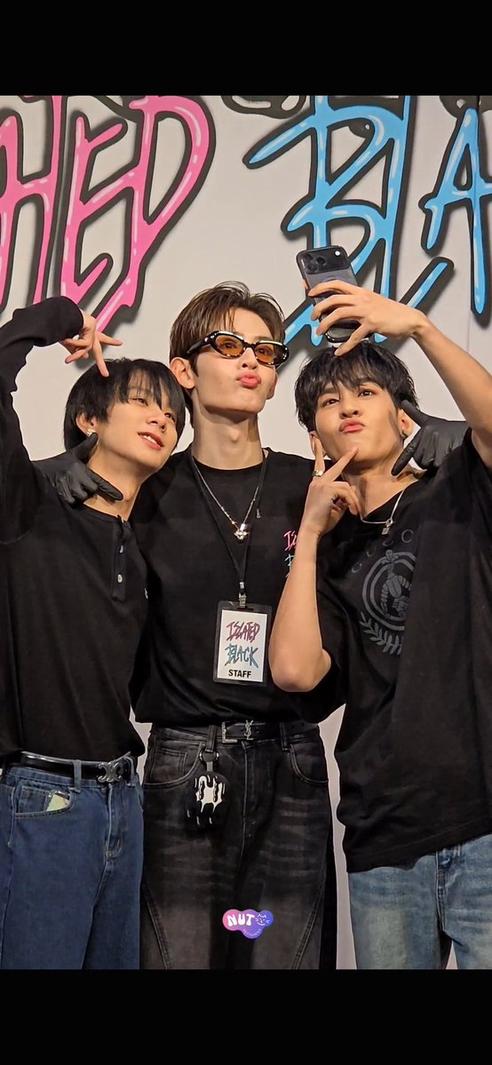 chickengirl26's tweet photo. เร็วมาก ผ่านมา 2 ปีแล้ว ได้อยู่ในซีรีส์เรื่องเดียวกันแล้วด้วย🥹 https://t.co/icpmuCuBiW