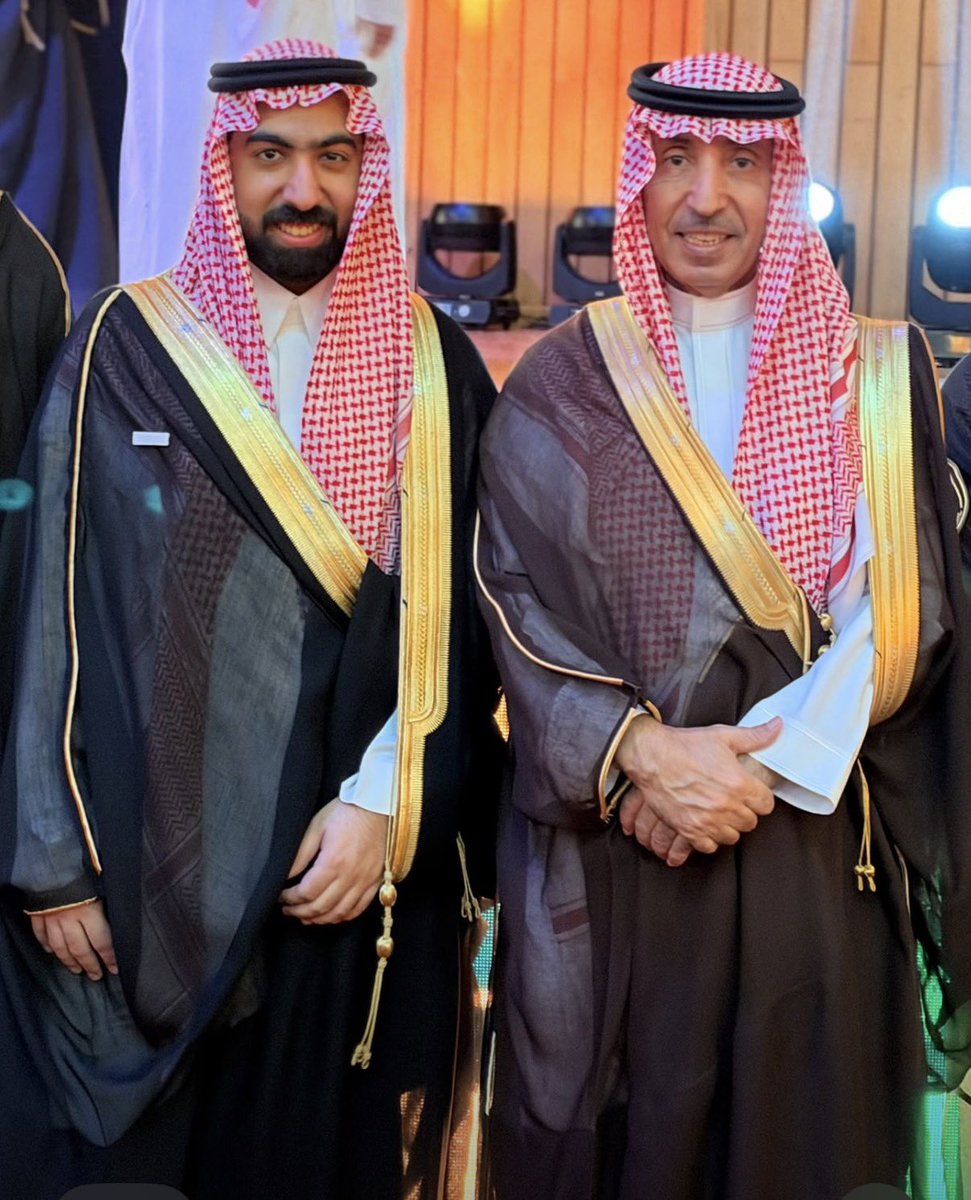 abufadwa3273's tweet photo. @kauedu_sa 
برعاية سمو اميرمنطقة مكه المكرمه تشرفنااليوم بحضورحفل تخرج الدفعة ٥٦ من جامعة الملك عبدالعزيز 
أبارك لأبني وتاج رأسي سلطان ولجميع زملائه التخرج
ونشكرسعادة رئيس الجامعة
د .طريف بن يوسف الأعمى
وجميع المنظمين على جمال الحفل وحسن الإستقبال وكرم الضيافة 
الف مبروك للخريجين https://t.co/HH43MhFQs7