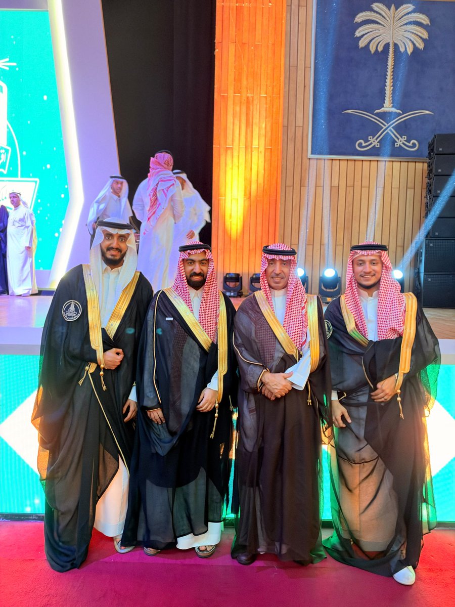 abufadwa3273's tweet photo. @kauedu_sa 
برعاية سمو اميرمنطقة مكه المكرمه تشرفنااليوم بحضورحفل تخرج الدفعة ٥٦ من جامعة الملك عبدالعزيز 
أبارك لأبني وتاج رأسي سلطان ولجميع زملائه التخرج
ونشكرسعادة رئيس الجامعة
د .طريف بن يوسف الأعمى
وجميع المنظمين على جمال الحفل وحسن الإستقبال وكرم الضيافة 
الف مبروك للخريجين https://t.co/HH43MhFQs7