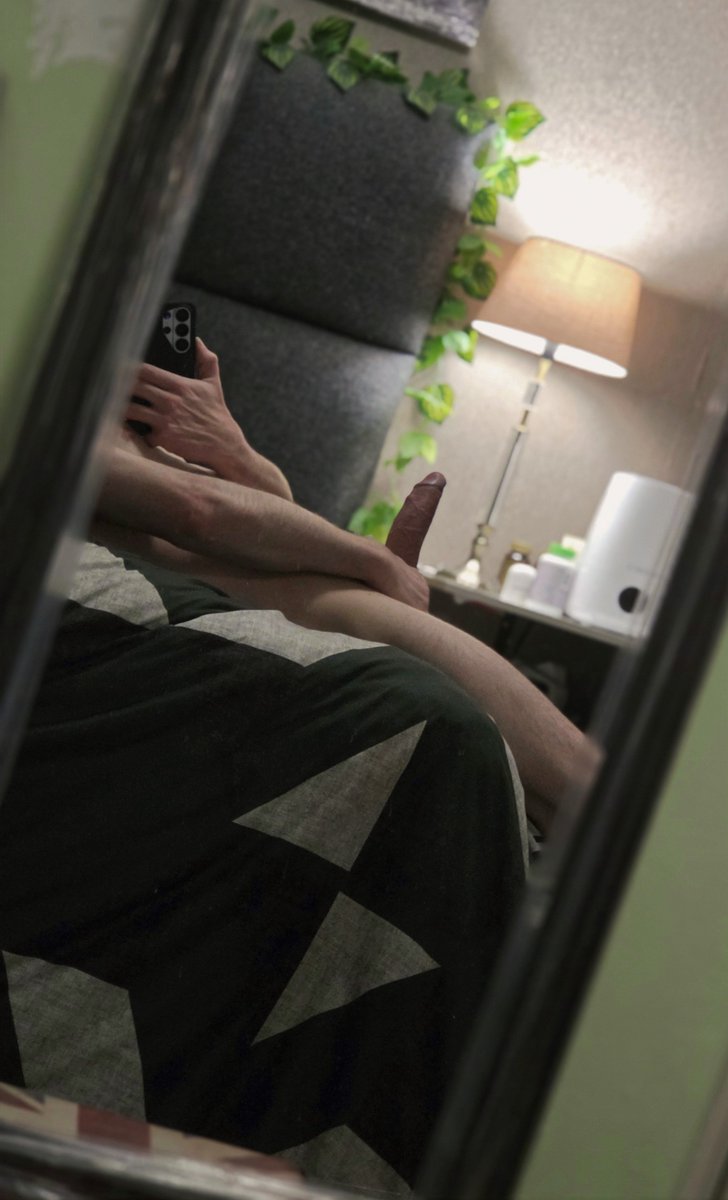 Cwleo1999's tweet photo. Woke up like this https://t.co/ayIlueOGz4