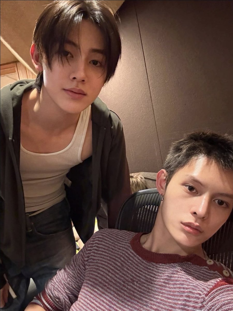 magslilows's tweet photo. aduh gemesnya.. bener" definisi dedek kesayangannya si abang 🤏🏻🥺🤍 https://t.co/6TkRwCNxfI