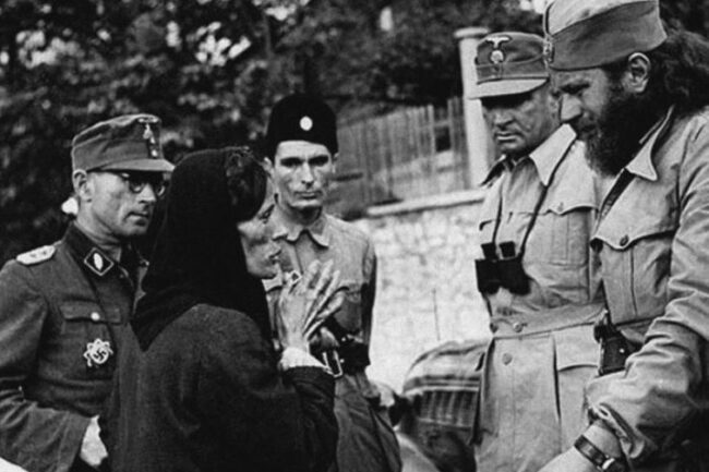 ProPatriaHR's tweet photo. "Ne damo i nećemo govoriti da nam je hrvatski jezik umjesto srpskog službeni, nećemo pjevati Thompsonove pjesme, imamo svoje lijepe pjesme, svoj Vidovdan... Nikada nismo bili na strani nacista i nećemo ni u budućnosti" slagao je @avucic na predizbornom skupu.

Istine radi, Aco Srbine, Vi govorite hrvatski jezik. Vuk Karadžić je u nastojanju da očisti jezik od turcizama prepisao riječi iz hrvatskog jezika, jedino je zaboravio promijeniti svoje tursko prezime. Hrvatski jezik je živi puristički jezik koji se razvija, raste, tvori nove riječi. Vaš tzv. srpski je mrtav jezik, prepisivački, posuđivački, koji stoljećima nije smislio novu riječ, osim „srbosijeka“. Vodovod, dalekovod, tvornica, igralište, izbori, glasanje, olovka i tisuće drugih riječi ušli su u vaš svakodnevni govor iz hrvatskog jezika. Vi Srbi ste naučili hrvatski jezik, pa mislite kako Hrvati govore srpski. Ako nećete govoriti hrvatski, izvolite iz svog jezika izbaciti sve hrvatske riječi, pronađite srpske rječnike prije nego što ih je Vuk smislio.

Nećete pjevati Thompsonove pjesme!? Lažeš, većinu njegovih pjesama Srbi znaju, pogotovo ljubavne i one nostalgične, sporne su vam dvije pjesme u kojima spominje „bandu četnike“ i „srpske štabove“. Vi imate svoje lijepe pjesme? Aco, vaše pjesme su prožete arapsko-tursko-albansko-bugarskim utjecajem. Svaki vaš narodnjak kopija je pjesama iz gore navedenih kultura.

Nikada niste bili na strani nacista? Kako, bre? S kim su četnici, koje ste upravo vi rehabilitirali, od 1941. do 1945. zajedno u pokolje išli? Tko je četnike vozio do Omiša u pokolj, tko je i s kim na Kozari, Sutjesci, Neretvi, Užicu, Sandžaku, Majevici, Semberiji, Ozrenu, Višegradu, Dinari... klao, između ostaloga, i srpske komuniste?
Aco Srbine, bliži rođaci tvog očuha Vučića iz Bugojna služili su dragovoljno u vojsci NDH. Rođaci tvog biološkog oca s Kosova bili su balisti.

Motaj kablove, gasi svjetla.