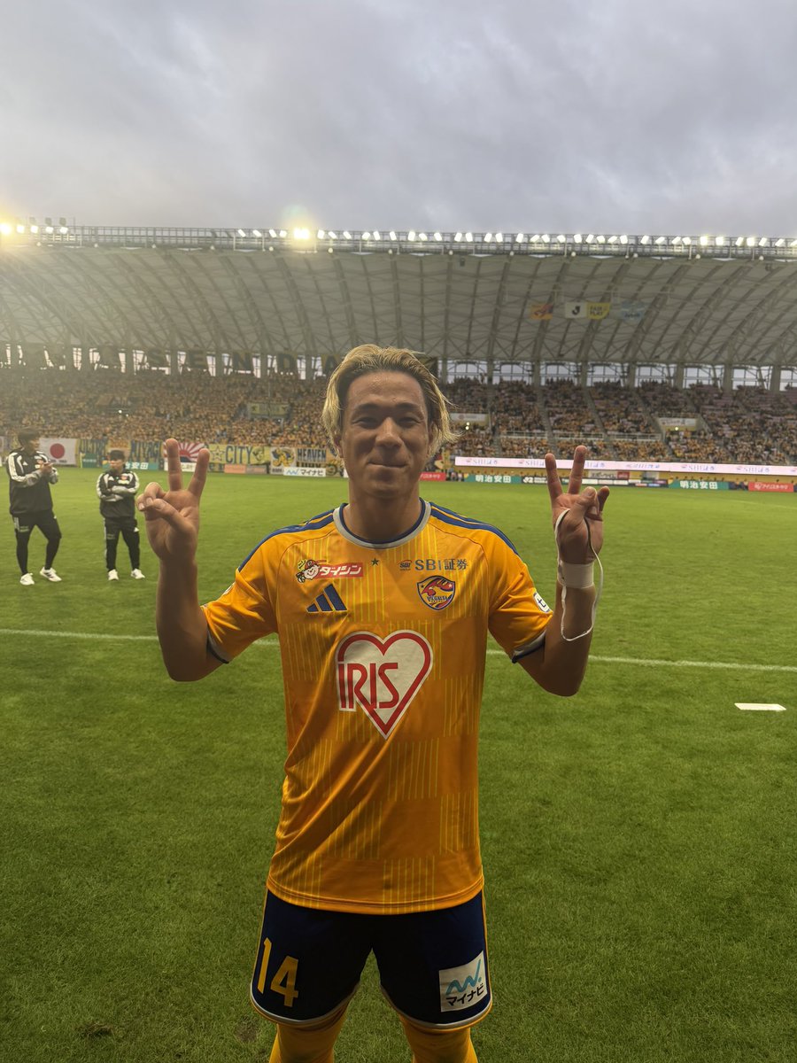 shion__inoue's tweet photo. 取り急ぎ現場からご報告です
勝ちましたー‼️‼️‼️‼️ https://t.co/66cwTjaCZu