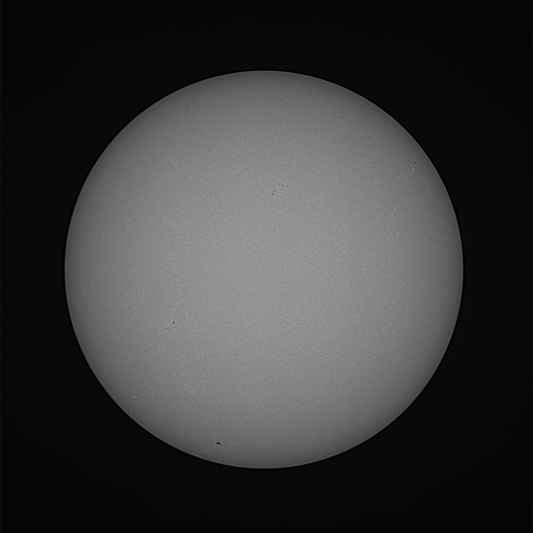 szamosv's tweet photo. Today’s Sun ☀️🔭
Seestar S50 image + SeSuCo analysis: sunspots, groups and faculae automatically detected.
#Sun #Solar #SeestarS50 #Astronomy https://t.co/T0iKwnAeUp