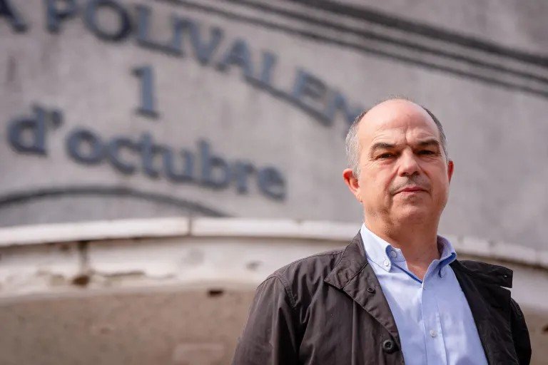 Mart2Saco's tweet photo. El secretario general de Junts, Jordi Turull, ha ofrecido este sábado al presidente del Gobierno, Pedro Sánchez, reabrir la negociación para buscar un acuerdo sobre vivienda,Estamos a tiempo», ha asegurado."Ahora "el daño está hecho,no tenéis vergüenza. https://t.co/AgVPxrCxi3
