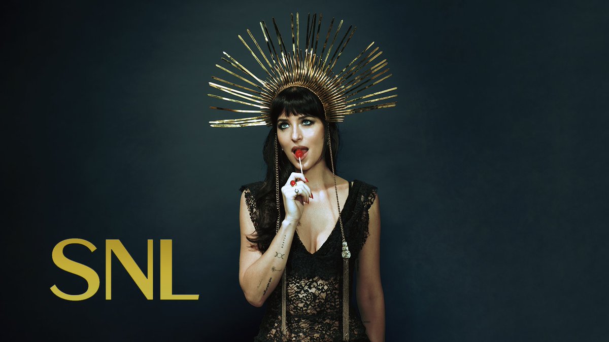 nbcsnl's tweet photo. Dakota Johnson 👑
 Stream last night's episode on @peacock https://t.co/WHgtiQ0OQt
