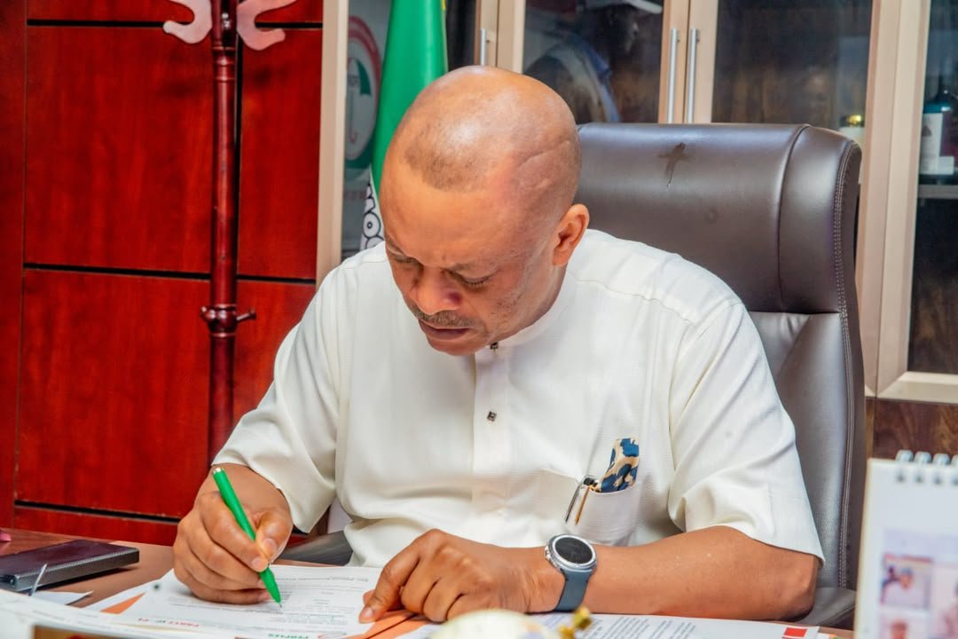 paulmcd61's tweet photo. Politics aside, I strongly believe Sen. Samuel Anyanwu is the kind of leader Imo State needs at this moment. I support his vision and believe in his leadership style, energy, and his approach to governance offers a different direction for the Imo State. Gov. Uzodinma may have his own leadership style, but I believe Imo State would benefit from Sen. Anyanwu’s fresh ideas, renewed energy, and a new approach to addressing the challenges facing the state.

As the political climate in Imo State gathers momentum for 2027, Sen. Samuel Anyanwu remains the peoples choice.