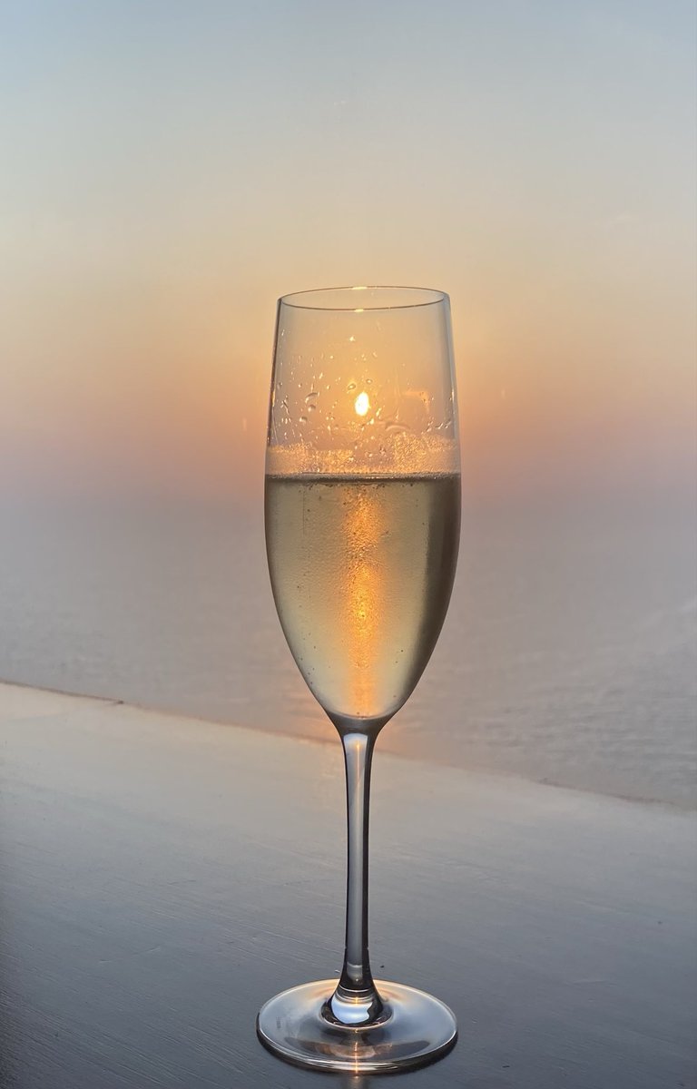 AnilMohanlal's tweet photo. I have a new open door policy at home. If you show up with a decent bottle of wine I’ll open the door 
#wine https://t.co/2ewo1qUiyC