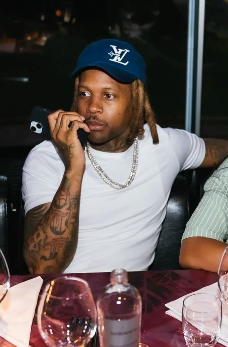 HuntPerry36193's tweet photo. #FREESMURK 🐐 https://t.co/HtZZ4Qn6Vh
