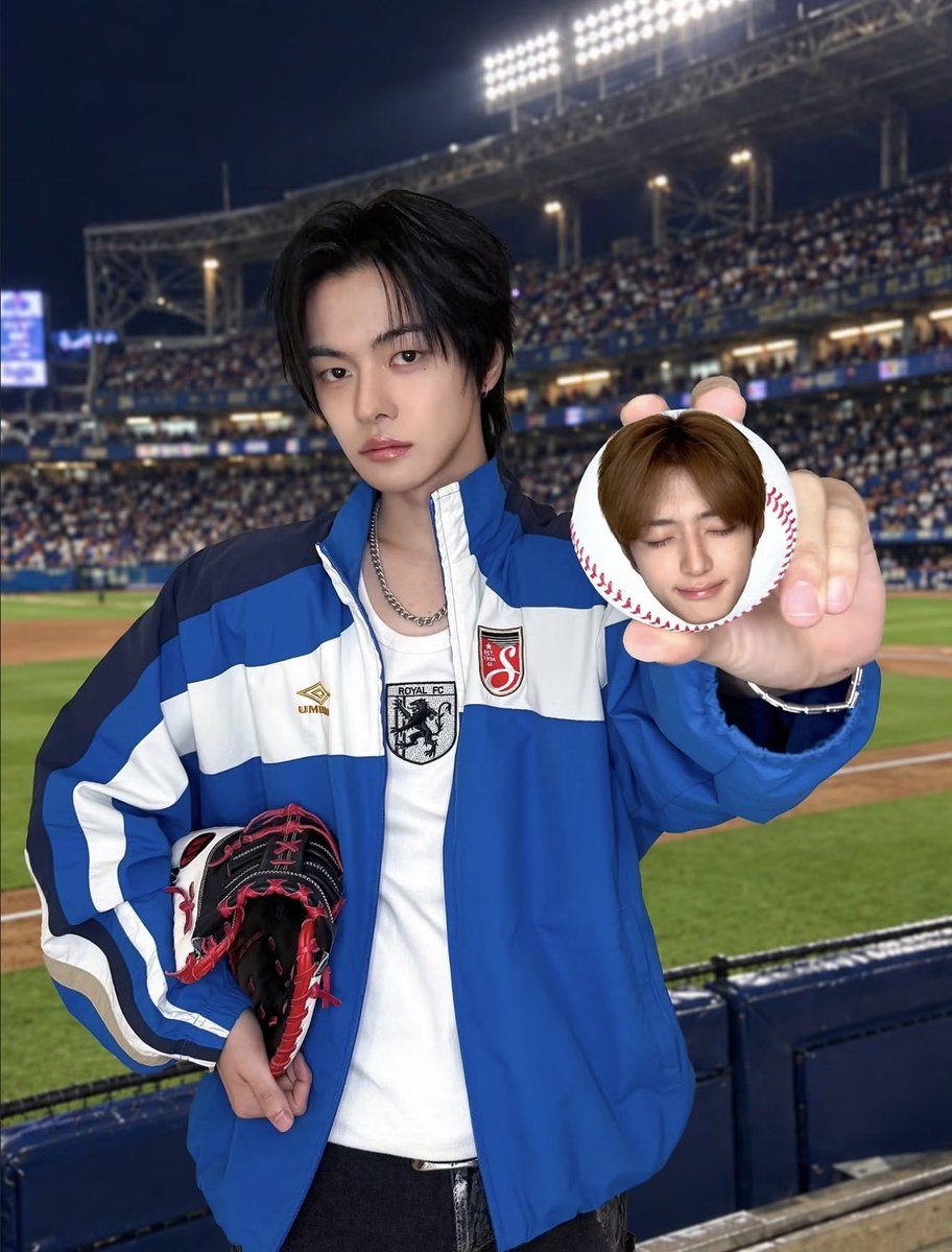 LEELEOINTL's tweet photo. [📸] 261004 INSTAGRAM 

#LEO #리오 #LEELEO #이리오

Guess what I caught~ ㅋㅋ

🔗 https://t.co/9X5GrCFGXc

#ALD1_LEO #リオ #李理悟 
#ALPHADRIVEONE #ALD1 #알파드라이브원 https://t.co/kL0PmCbhzI