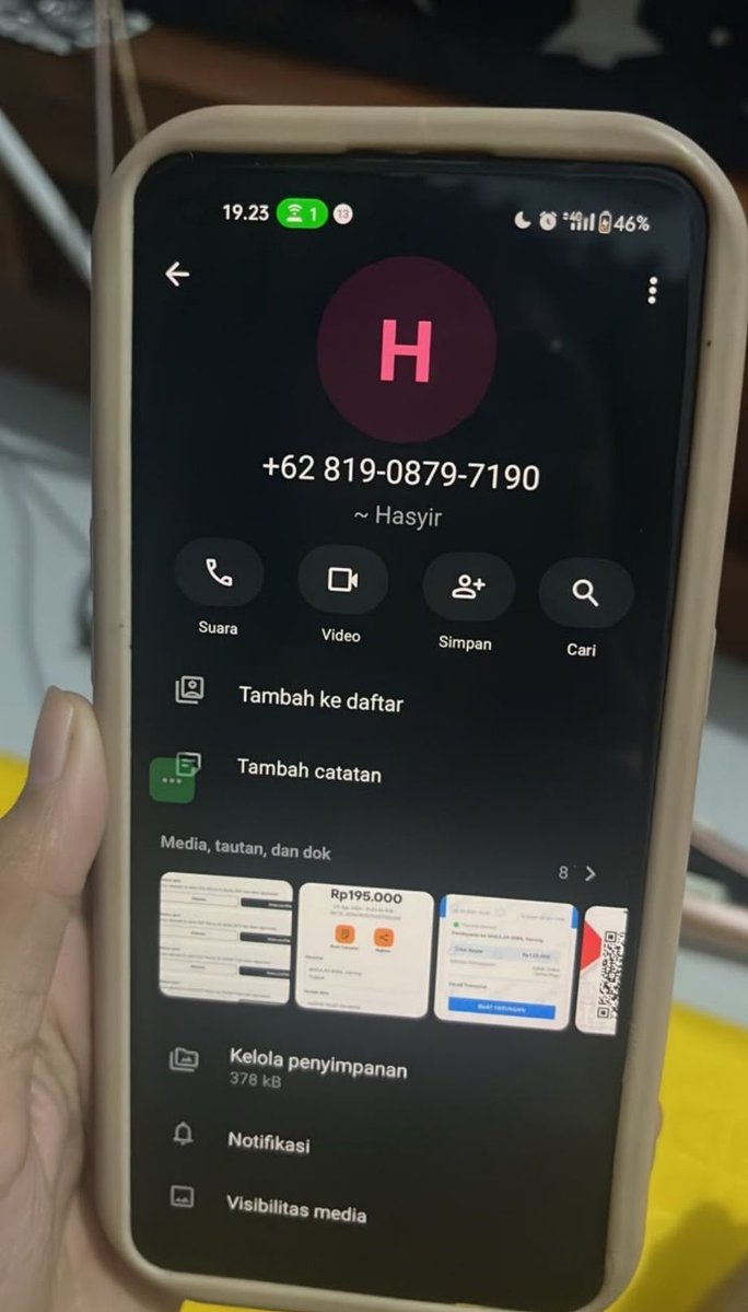 demibingung's tweet photo. HALO HASYIR FAUZY RAHMAN ATAU OLIDE @stokfish01 dengan akun roblox @.olide07 QRIS OLITT STORE domisili BANDUNG 081908797190 POLITEKNIK MANUFAKTUR BANDUNG, D4 TEKNOLOHI REKAYASA MANUFAKTUR ANGKATAN 2021

Tidur nyenyak ya abis makan uang haram? Atau udah dapet kerja dari open to work kamu itu? Kenapa linkedin kamu langsung diprivate gitu?

Kenapa masih cari kerja deh kan udah kerja jadi scammer🫪 SIAPAPUN YANG NEMU IKAN DAN SKIN OG IRAJIHAN123 boleh lapor ke aku ya karena itu semua skin temanku. Aku ga kasih ampun karena dia ngambil itu semua. Better kamu hubungin aku sekarsng untuk minta maaf.