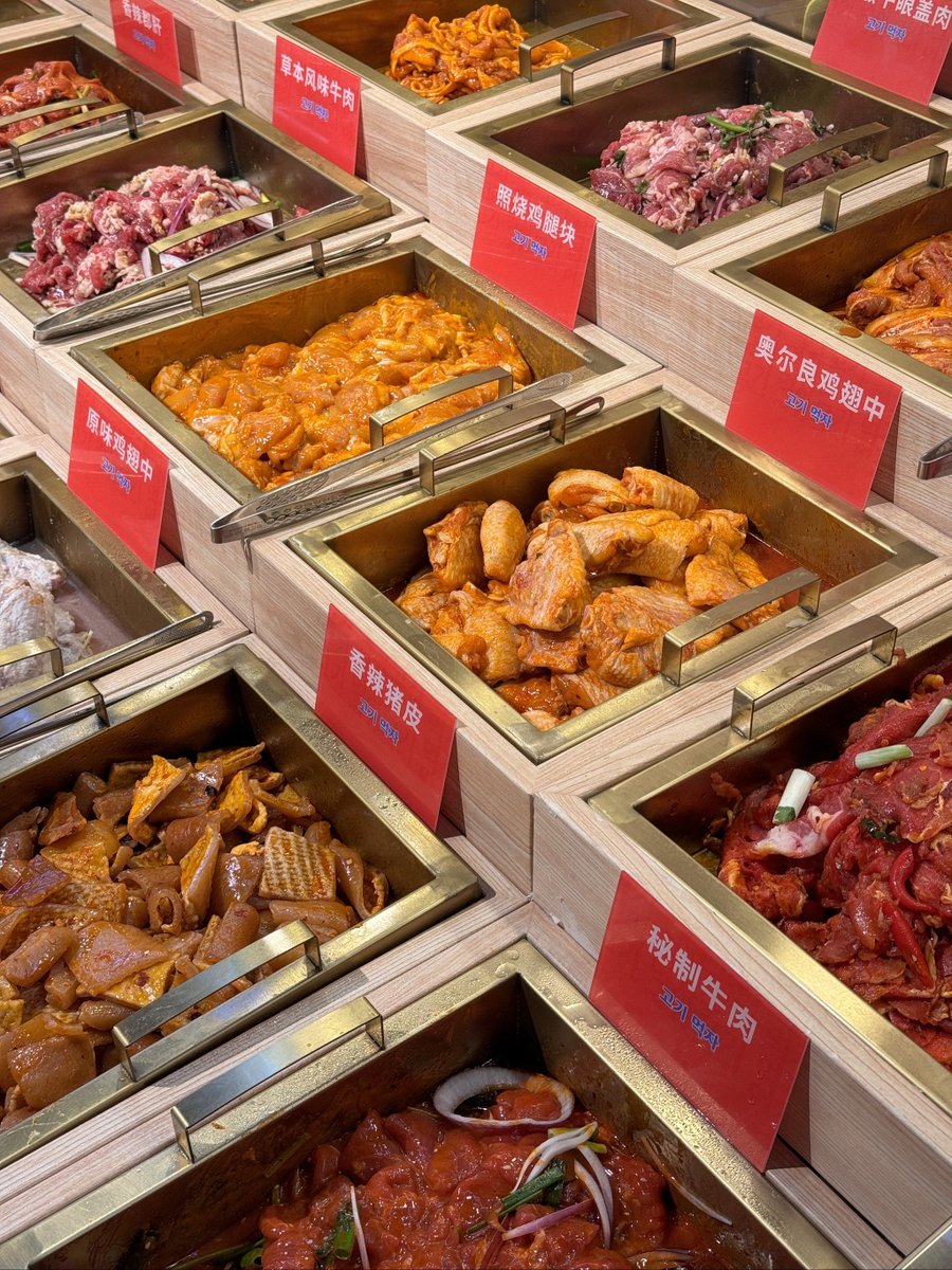 Ospnopc0lBGg2Rx's tweet photo. This Cangzhou stall’s 沧茁蔡卤 snacks pack bold, 沧zhou local flavor—crunchy, savory, a must-try!， https://t.co/u9D9967vhY