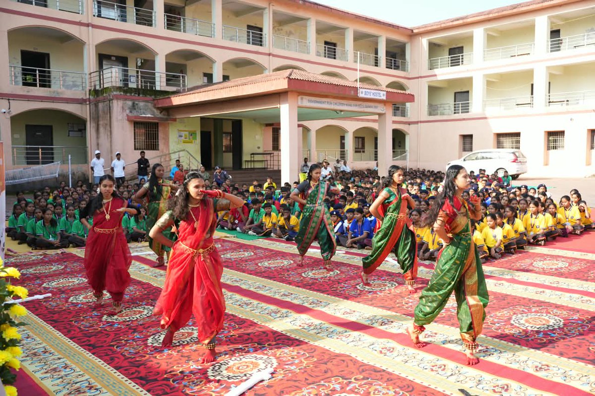 MYBharatHQ's tweet photo. 100 Weeks. One powerful Sankalp.

In Dadra and Nagar Haveli, Yuva Shakti joined the Walk for #NashaMuktYuva, took the Nasha Mukt Pledge and spread awareness through Nukkad Natak.
Inspired by Hon’ble PM Shri Narendra Modi’s vision of a healthy and Viksit Bharat.

#MYBharat https://t.co/Y4uHrHsymq