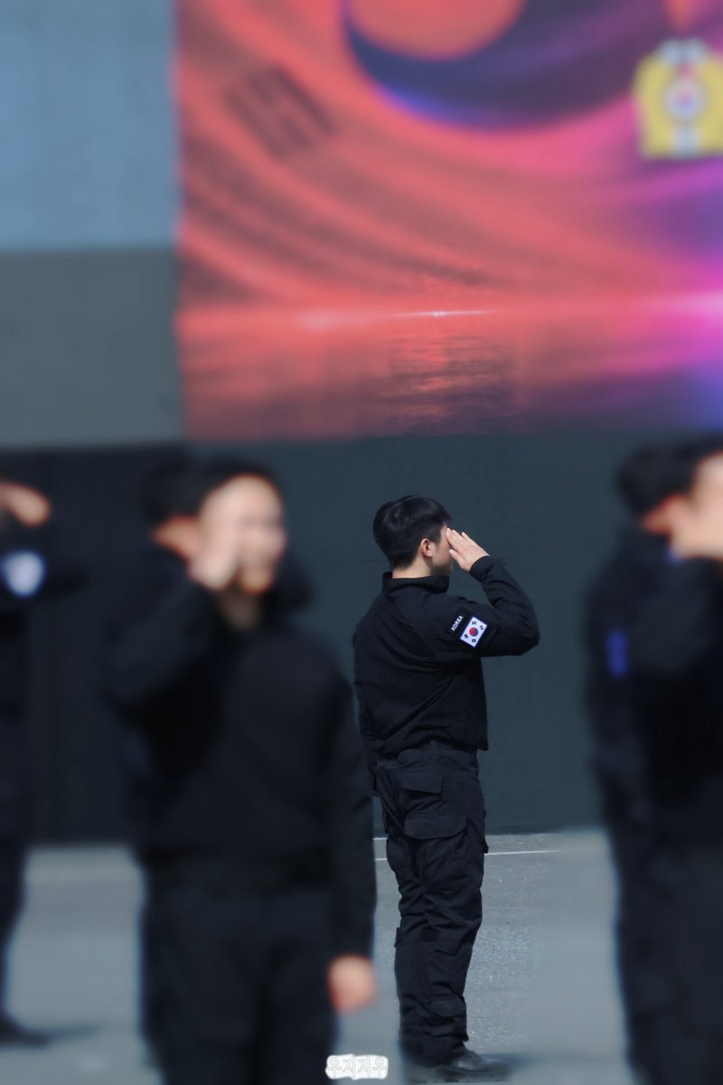 Sim_p1e's tweet photo. 261004계룡
#이지훈 #WOOZI#李知勋 https://t.co/Z9pdlK6RNN