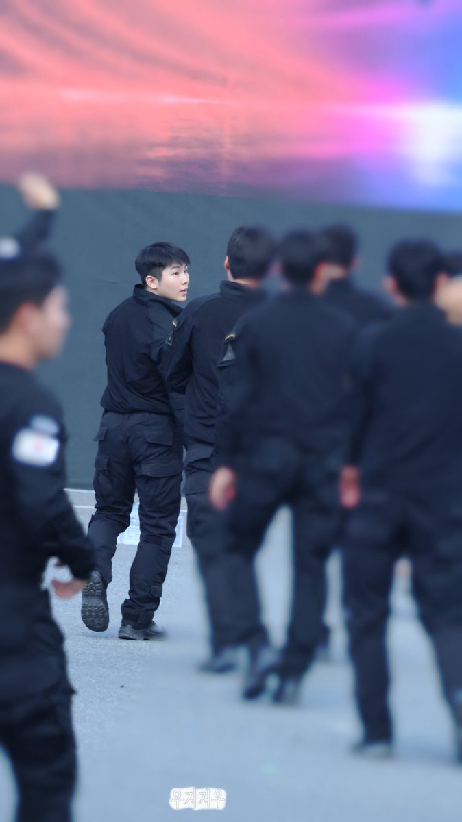 Sim_p1e's tweet photo. 261004계룡
#이지훈 #WOOZI#李知勋 https://t.co/ody4YtnjuY