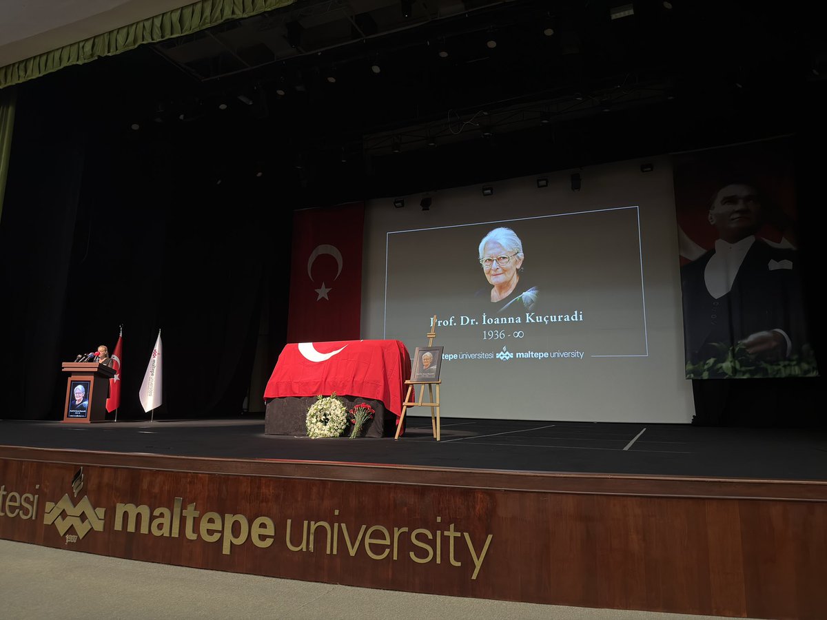 lakivingas's tweet photo. Saygıyla uğurluyoruz https://t.co/T9M25Pp0Xy