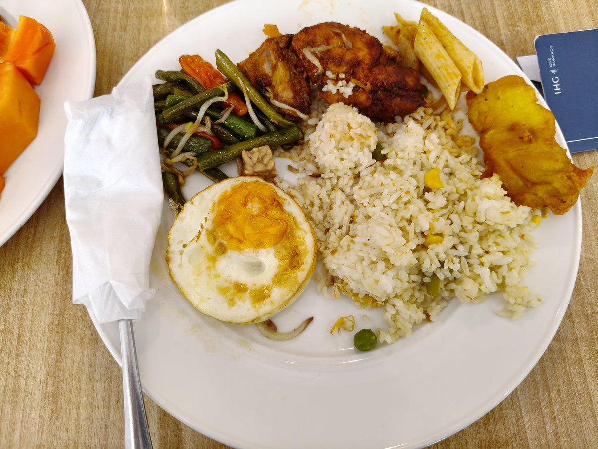 ice_semmanmu's tweet photo. Selamat makan...

semoga weekend mu menyenangkan 🫶🩷🫰 https://t.co/VOpI2pQ2B9