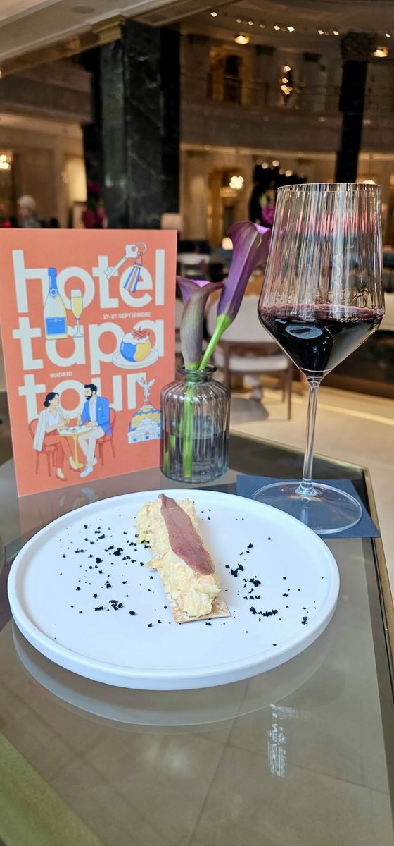 ferratusbodegas's tweet photo. 🍷 FERRATUS x Four Seasons Madrid ✨
Diez días, dos propuestas gastronómicas y un mismo vino: FERRATUS AØ 2022, demostrando toda su versatilidad en Hotel Tapa Tour.
Descubre la experiencia 👇
https://t.co/wG1TUC2tI2
#Ferratus #HotelTapaTour https://t.co/szR4IdYQBE