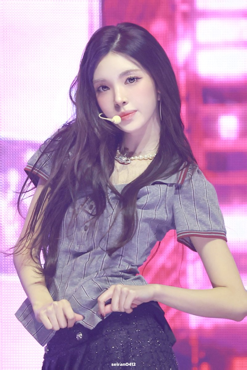 seiran0412's tweet photo. 261002

#유하 #하츠투하츠 
#Hearts2Hearts #YUHA https://t.co/qxTOQQjeXd