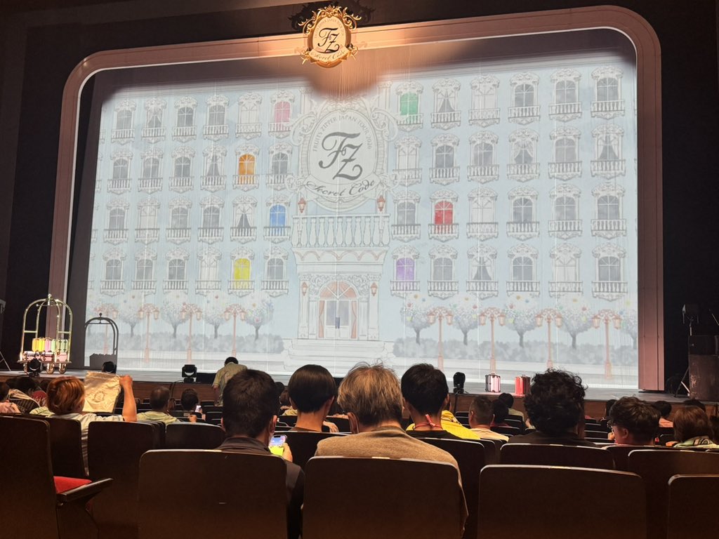 info_sn_koji's tweet photo. 📺 Official Live Stream Link👇
🔗 https://t.co/qJL8YHkRjh

会場にいる気分で一緒に楽しもう🎤✨
Have fun &amp; enjoy the show! 💖🫶🏻

#FRUITSZIPPER 
#ふるっぱー 
#SecretCode https://t.co/4NEWBqldNp