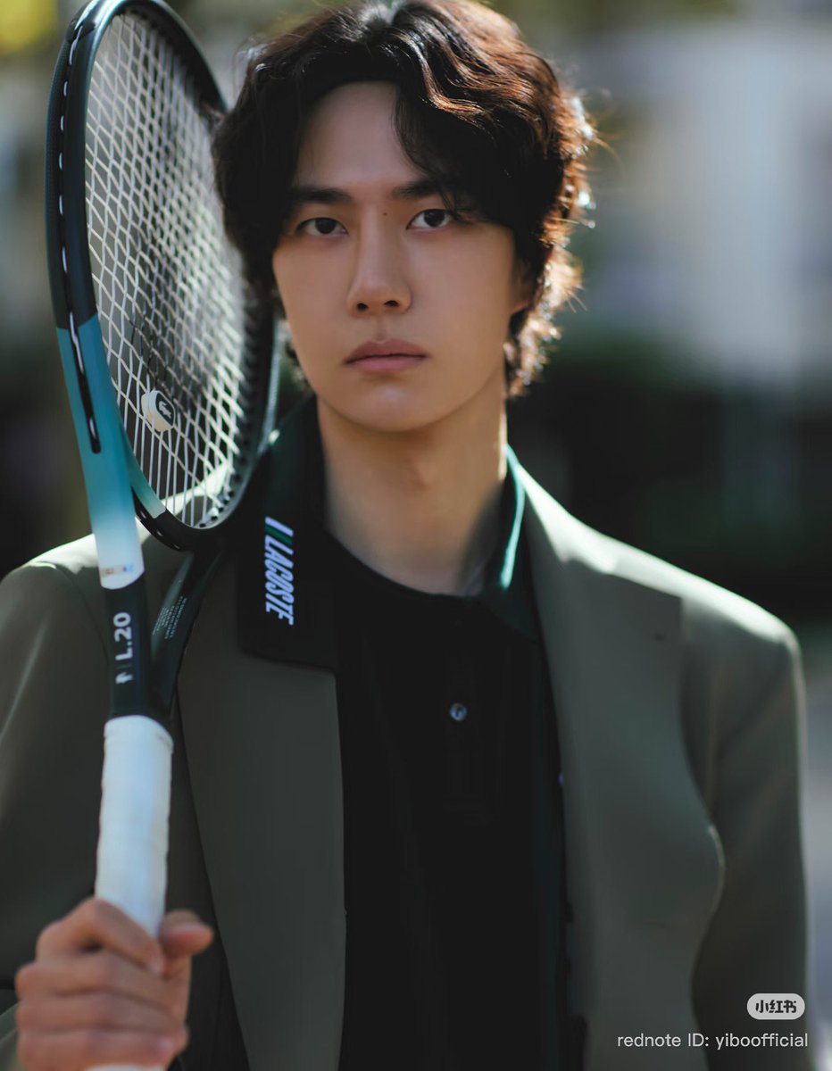 giegriffin's tweet photo. กรี๊ดดดด ลุคนี้ดีมว๊ากกกก เอาไม้มาฟาดนี่ได้เลย ยอม 🤣🤣🤣

WANG YIBO LACOSTE NO WHITE
#WangYiboPFWxLacosteSS27 https://t.co/wnMCOxn14v