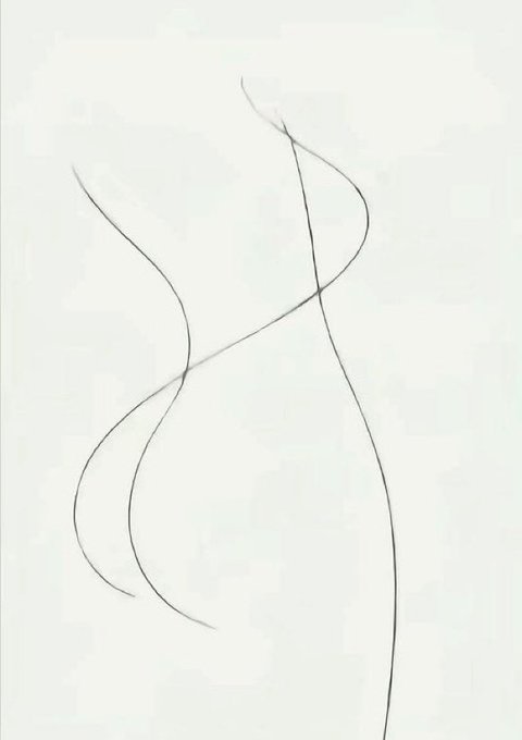 Rainmaker1973's tweet photo. How 3 basic lines manage to mesmerize a man’s mind… https://t.co/QLnT4kvmmU