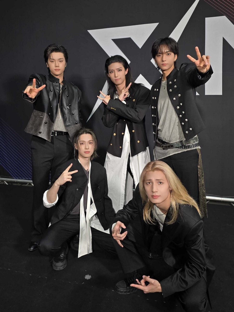 XH_official's tweet photo. [ #Xtra_Scenes ]

빌런즈와 함께여서 즐거웠던 XMF💙❤️
XMF、ありがとうございました!

#XdinaryHeroes #엑스디너리히어로즈
#WE_ARE_ALL_HEROES
#XMF2026 #XnterstellarMusicFestival2026 https://t.co/84ogaqjKev