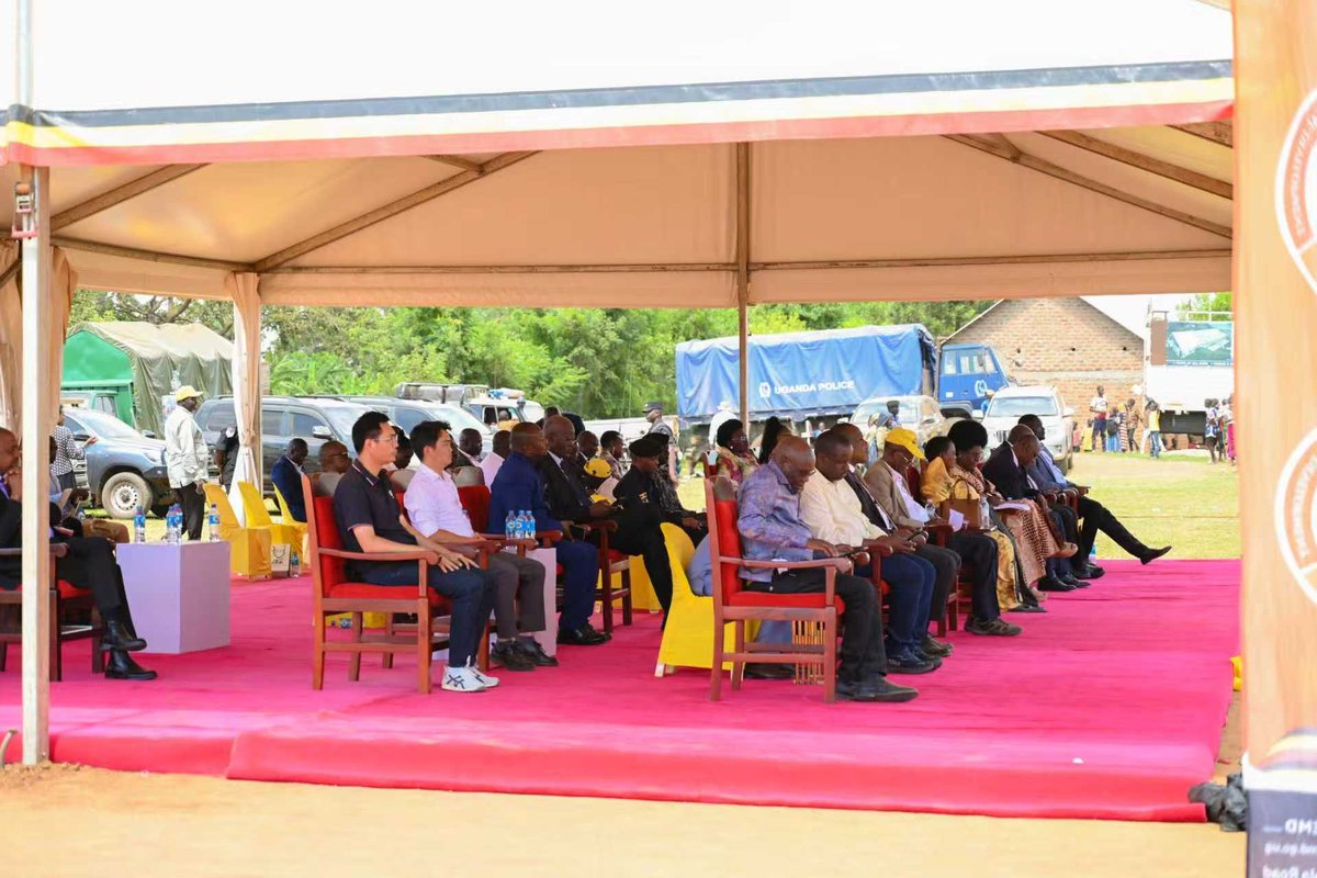 MbalePark's tweet photo. At the thanksgiving ceremony for Minister @DrMusenero held in Butebo district ,the Sino- Uganda Mbale Industrial Park showcased some of the products manufactured at the facility.

Government officials, led by Prime Minister Robina Nabbanja, commended the park’s contribution https://t.co/dOJ88FaVht