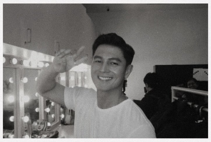 s_olenee's tweet photo. #DearJoseph, 

you are loved not only because of how well you bring stories to life, but also because of who you are when cameras aren’t rolling. 

may your year be filled with all the best things and all the happiness life has to offer. : ) 

HAPPY BDAY, PAPA @josephcmarco. 🥳💚 https://t.co/mSGeKqj8W8