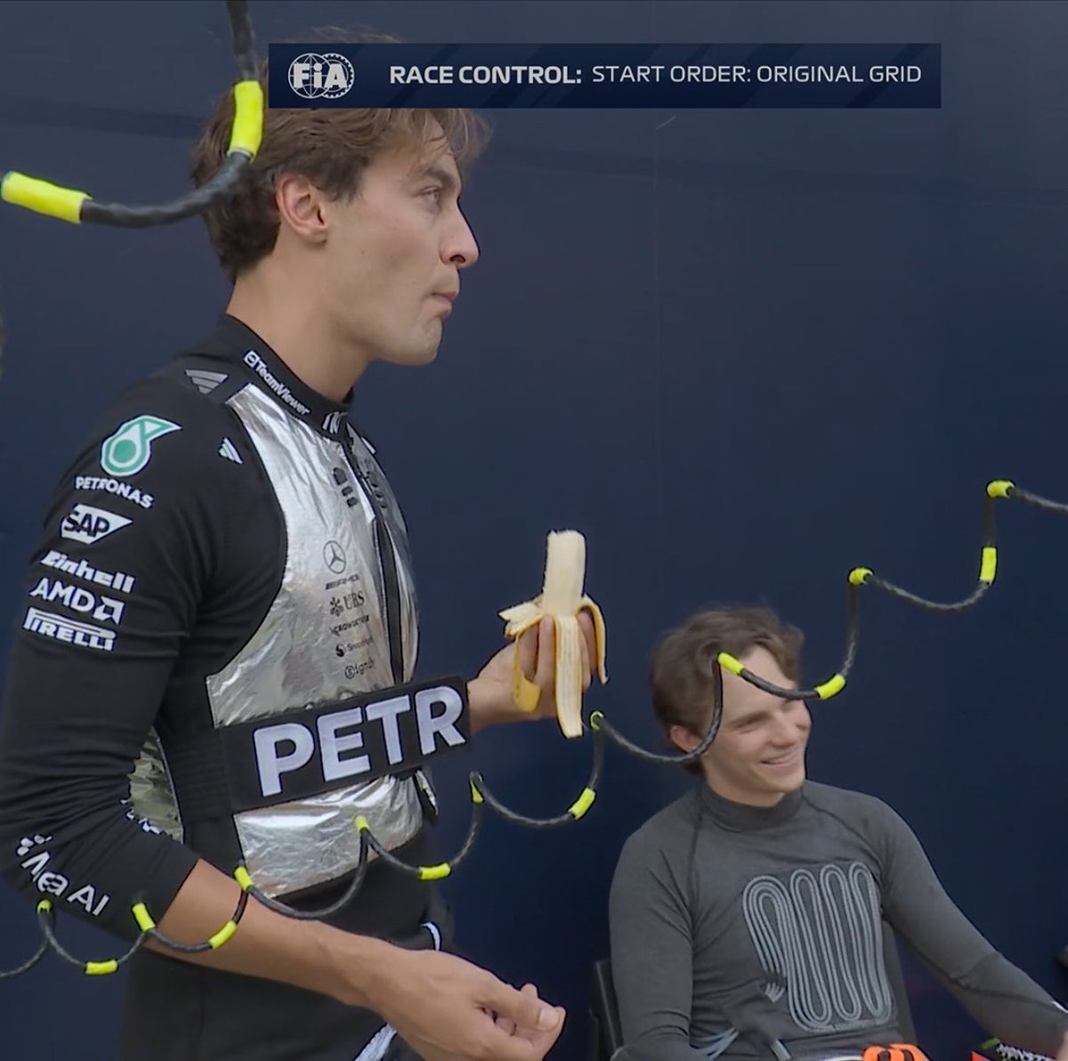 russellist63's tweet photo. “you and your banana” https://t.co/XfwrHviXlc