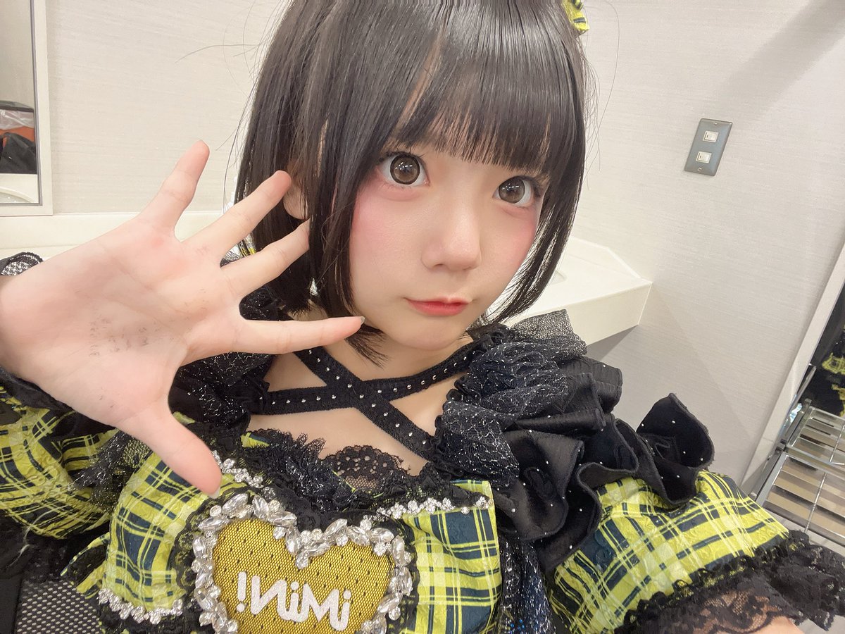 iMiN_kirari's tweet photo. 本日はちゃん「アイドルまつり SP」ありがとうございました(ˆ꜆ .  ̫ . )꜆.ᐟ.ᐟ♡

初北海道！！♬.*ﾟとっても楽しかった〜！
北海道の方あえてとっても嬉しかったです👶🏻♡♡♡
次のライブは10月7日！！会える人待ってます(՞っ ̫ _՞)♡ https://t.co/8Ig4cv6zPH