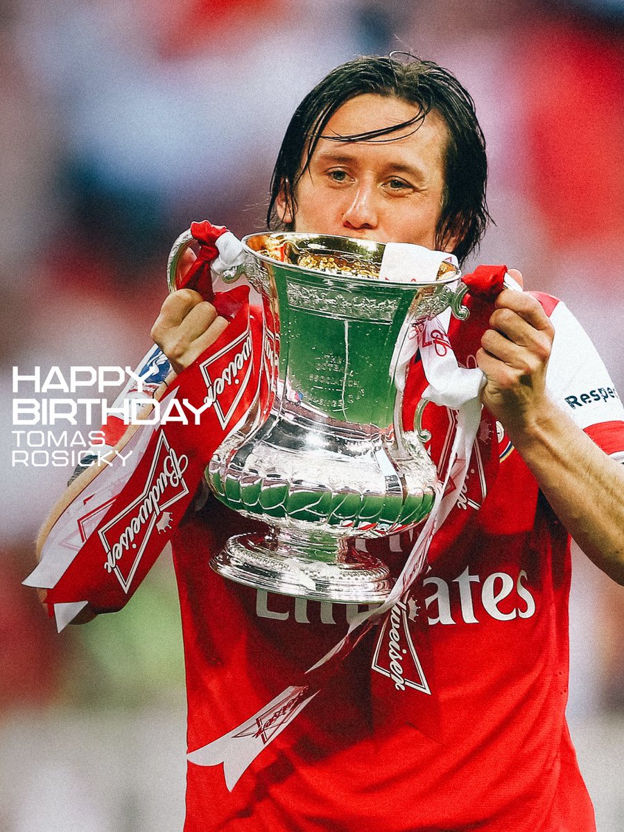 Arsenal's tweet photo. Happy birthday, Tomas! 🎈 https://t.co/YNvMMMS0SY