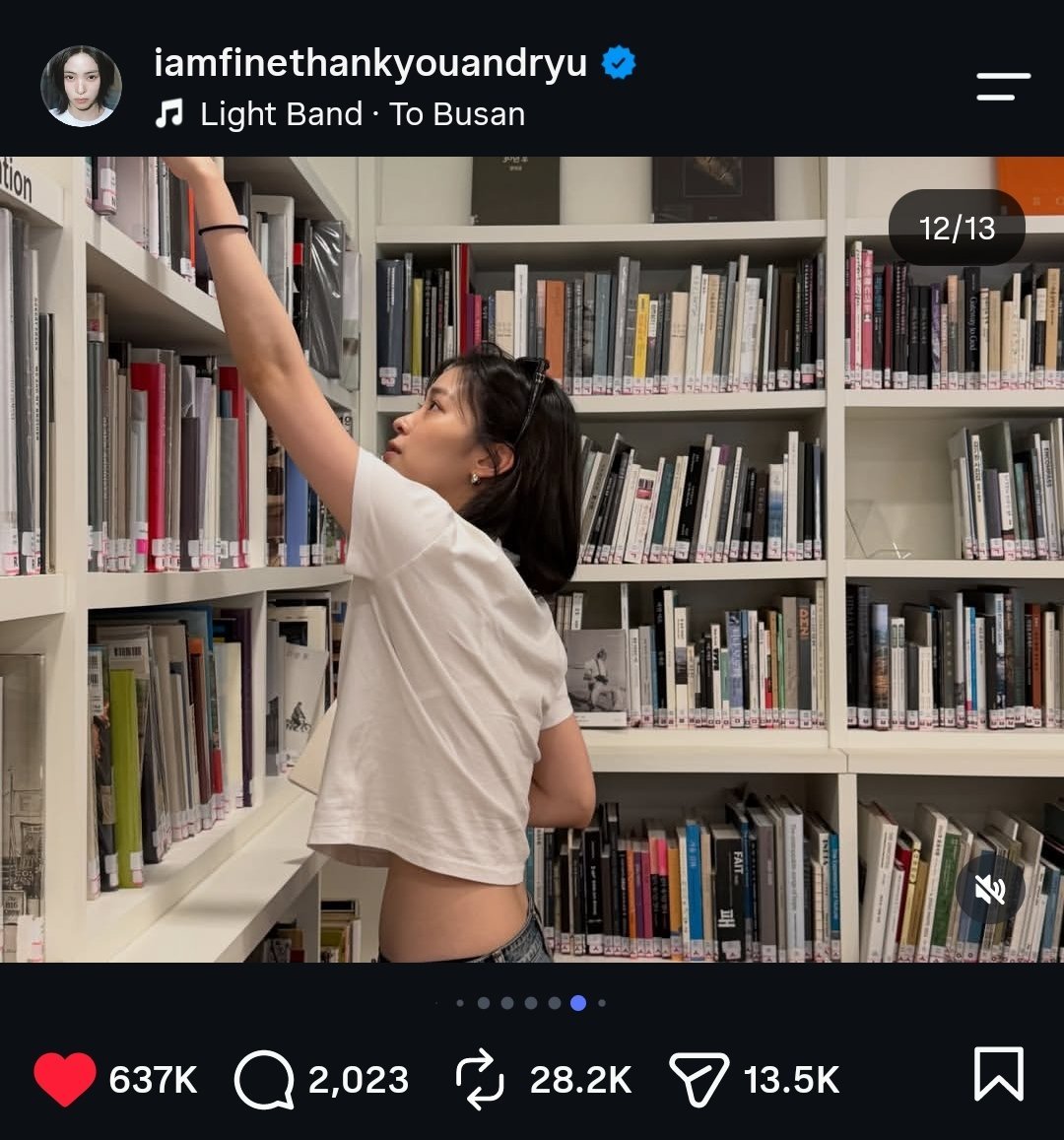 ryujinprotector's tweet photo. cuma real fans yang tau ryujin itu punya club baca buku sama temen temennya. eh malah dicocokin sama yang lagi di tempat musik 🤕🤐 https://t.co/JCF60C2Wak