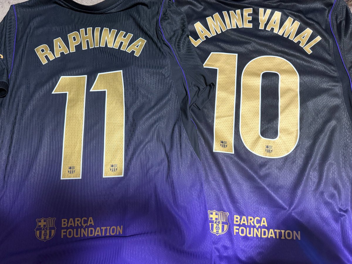 Valencia_starry's tweet photo. 今年のバルサユニフォームはヤマルとラフィーニャ https://t.co/35SePuT8Xg