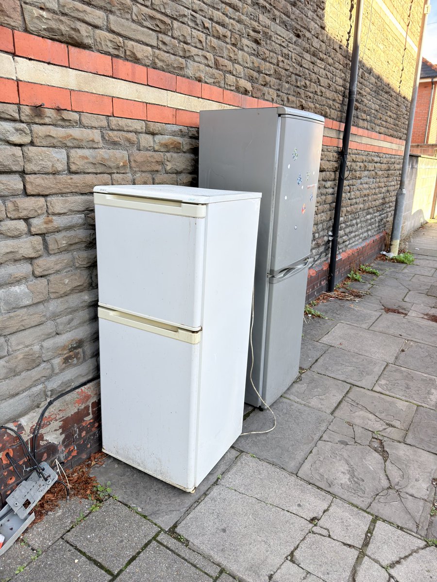 cozcozens's tweet photo. @cardiffcouncil @Help_C2C fly-tipping in CF14 is becoming intolerable.

Filth dumped continuously - waste from Air B&amp;Bs left on street - food waste left rotting, leading to rats/guls etc.

What’s the Council doing to prevent and clean this kind of anti-social behaviour? https://t.co/Ka6XHs4BKO