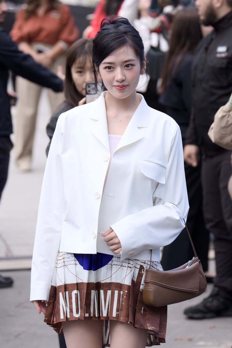 chienyu_AYJ's tweet photo. 261004
Lacoste SS27

#IVE #아이브 
#ANYUJIN #안유진 #YUJIN
#LacosteSS27 #PFW @Lacoste https://t.co/1INE7Kmhfa